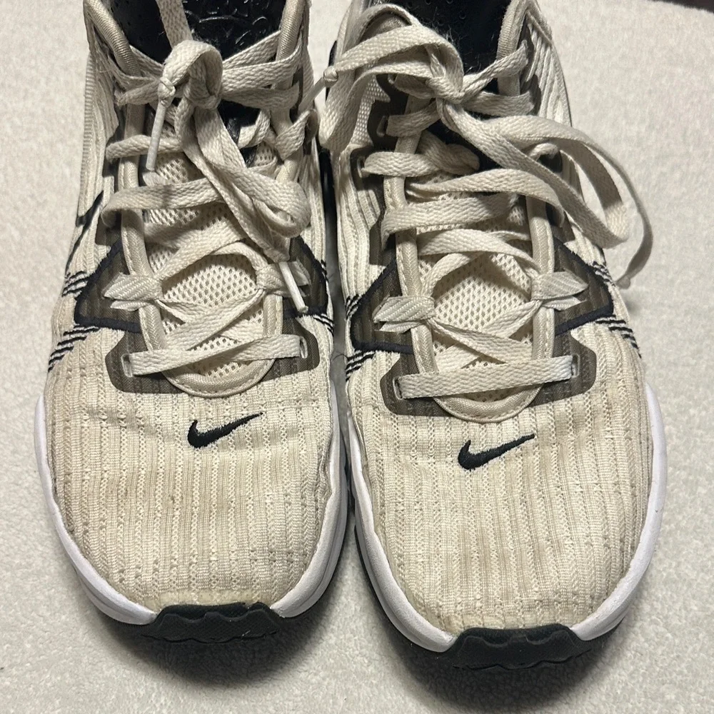 Nike lebron witness